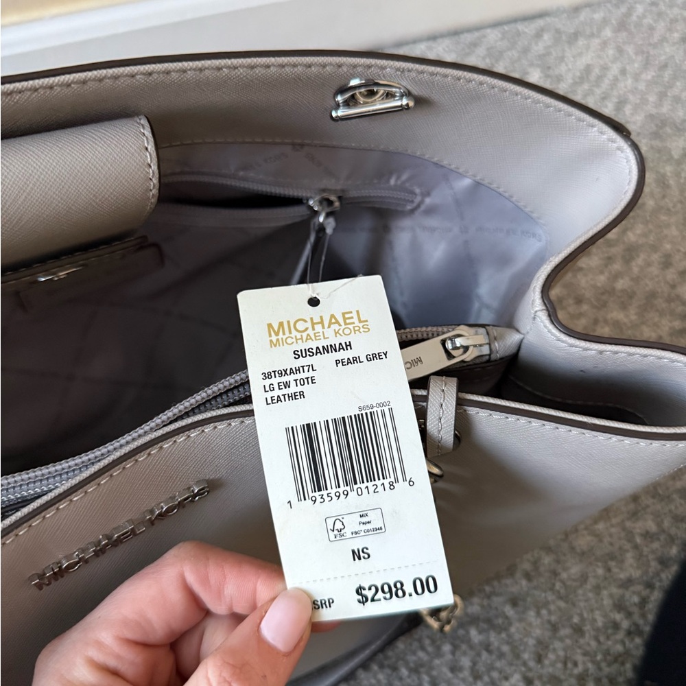 Michael Kors Silver Gray Tote Bag - Picture 4 of 4